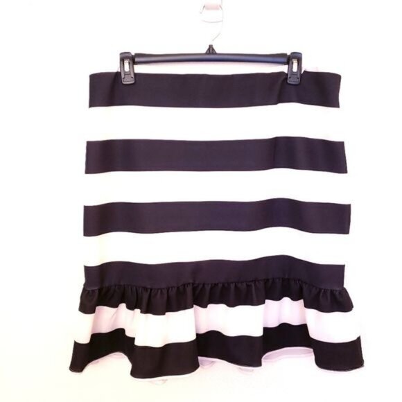 Eloquii Striped Peplum Hem Black and White Knee Length Skirt Size 20 EUC - Picture 1 of 9